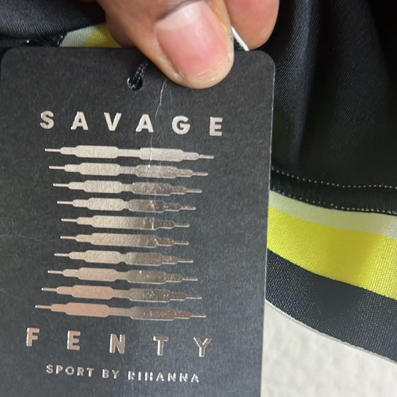 Size 2X Savage X Fenty women’s PIN UP LOW-IMPACT SPORTS BRA - Picture 6 of 12